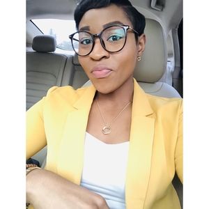 Meet your Posher, Jasmine